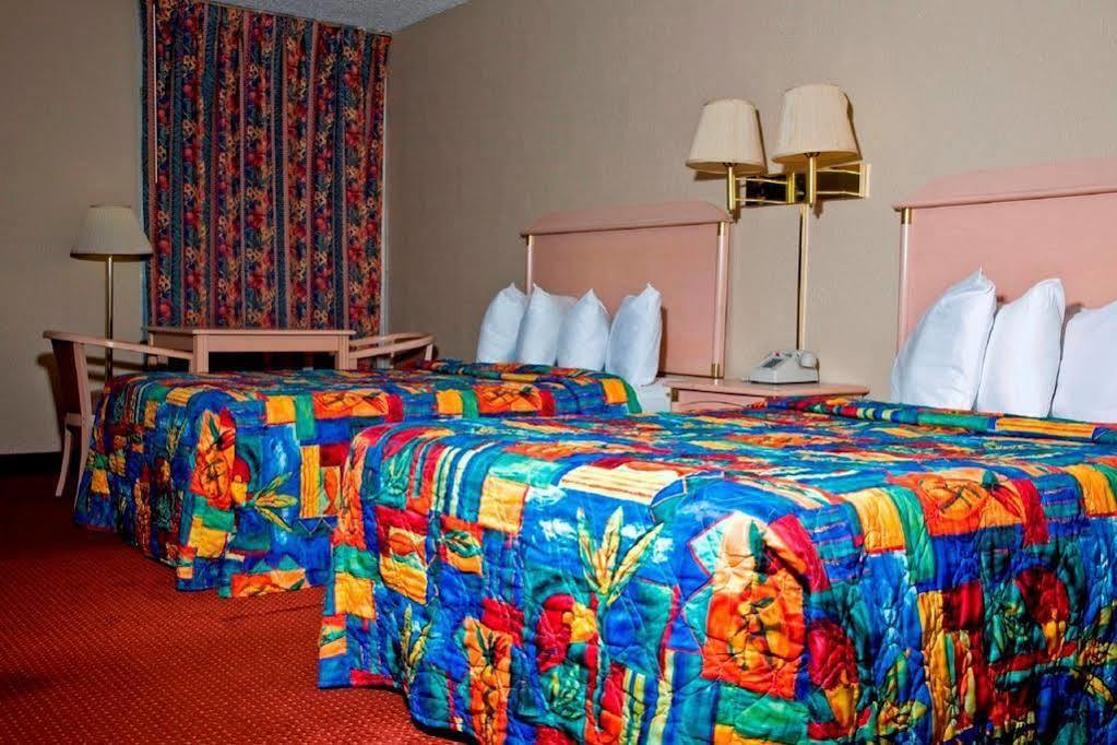 Budget Inn - Palatka Zewnętrze zdjęcie